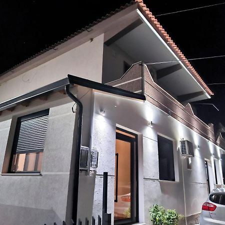 Guesthouse Aurel Берат Екстериор снимка