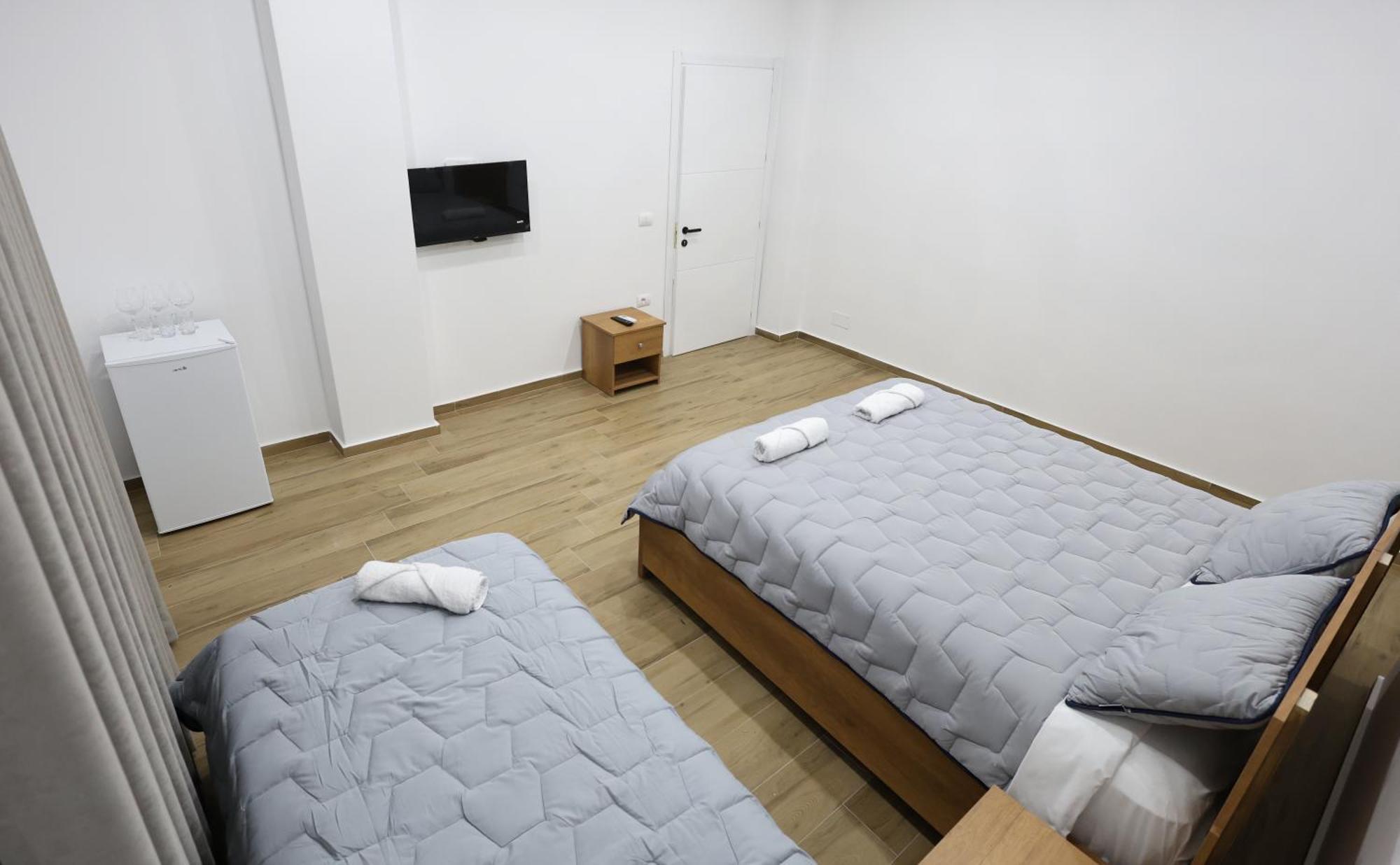 Guesthouse Aurel Берат Екстериор снимка
